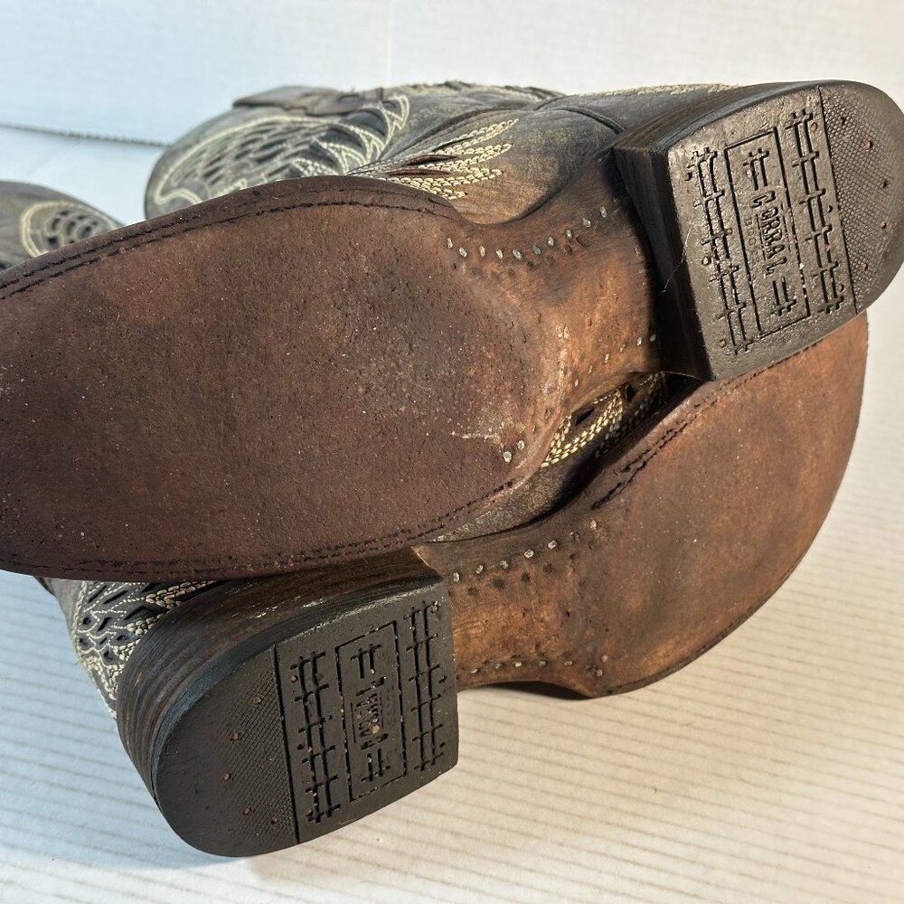 Corral Brown Heeled Boots with Embroidered Wings - Picture 10 of 16